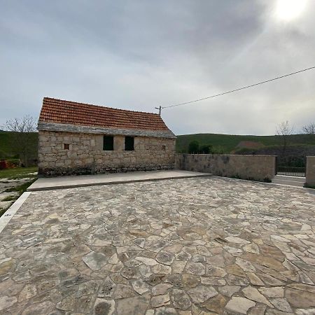 Stone Cottage Aria Velika Čista Exteriör bild