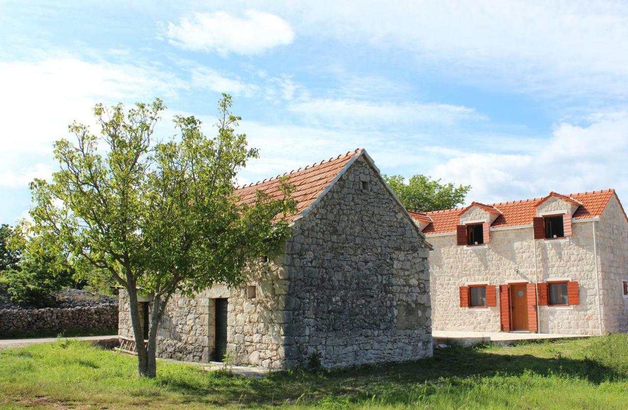Stone Cottage Aria Velika Čista Exteriör bild