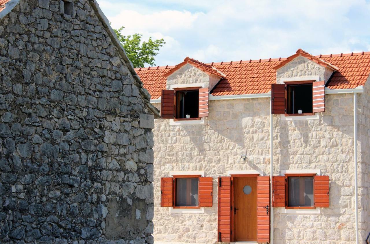 Stone Cottage Aria Velika Čista Exteriör bild