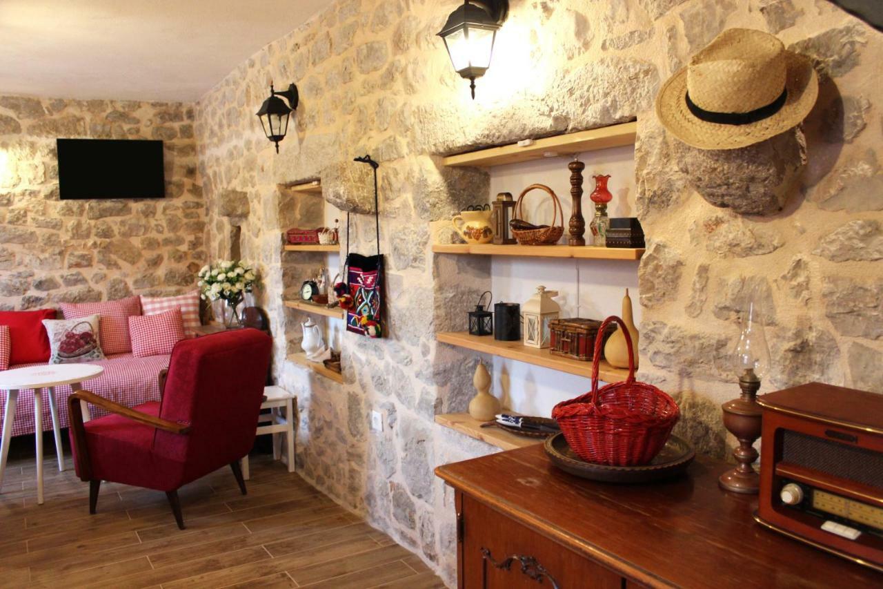 Stone Cottage Aria Velika Čista Exteriör bild