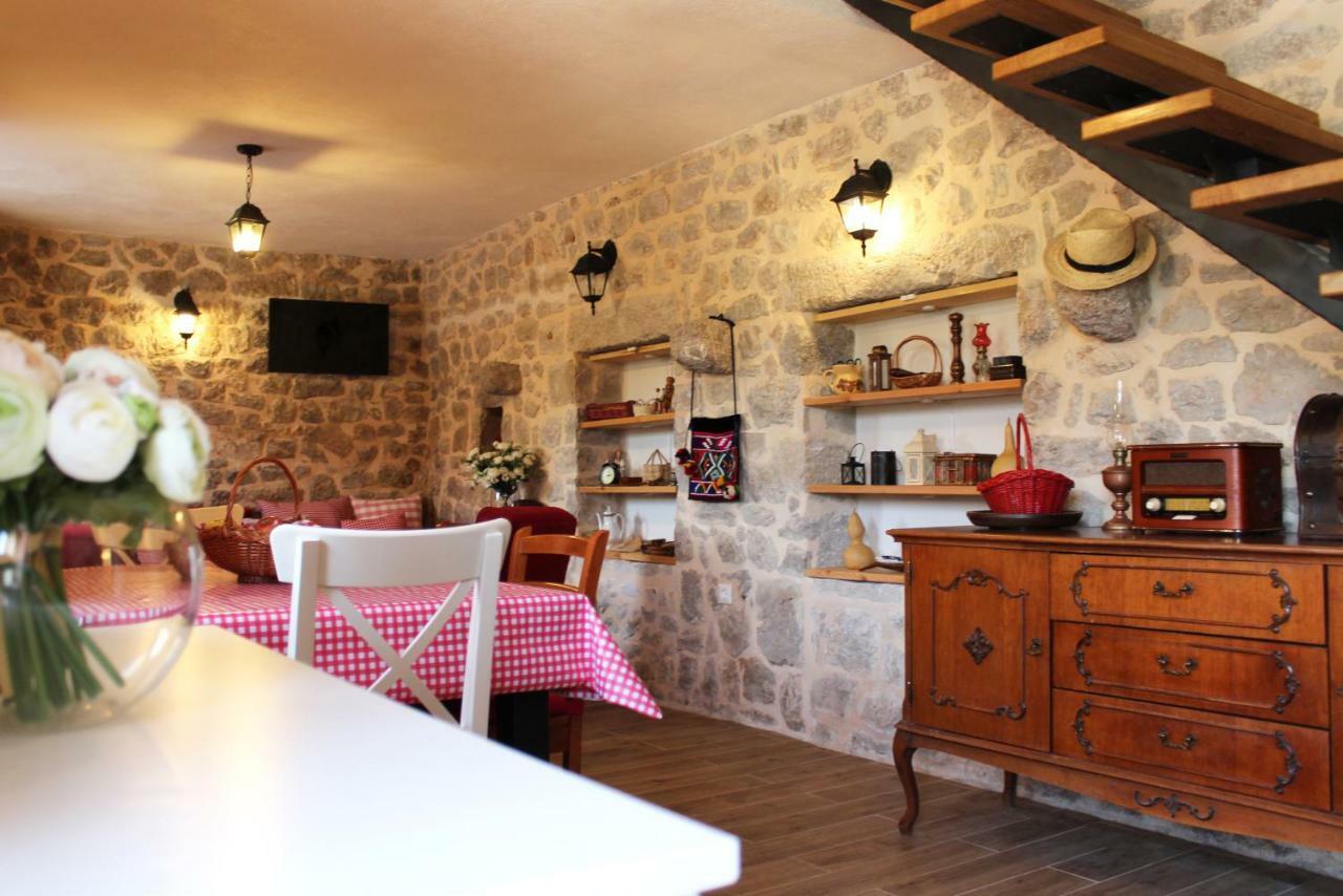 Stone Cottage Aria Velika Čista Exteriör bild